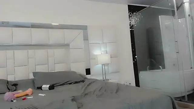Gabyqueen70 online show from January 16, 2025, 7:07 am
