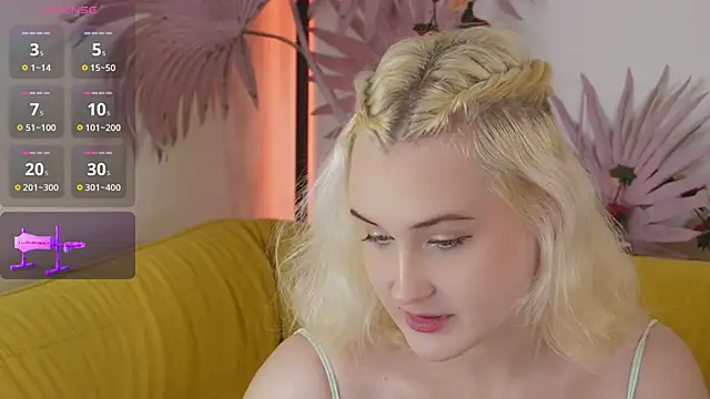 tiffannyjons online show from October 14, 2025, 5:36 pm