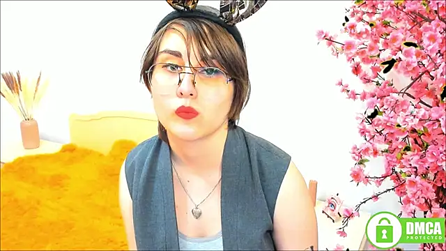 Snapshot of Funny_bunnyy chatting on December 23, 2024, 3:29 am Funny bunnyy online show from December 23, 2024, 3:29 am