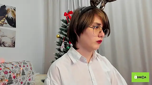 Snapshot of Funny_bunnyy chatting on December 28, 2024, 9:19 pm Funny bunnyy online show from December 28, 2024, 9:19 pm