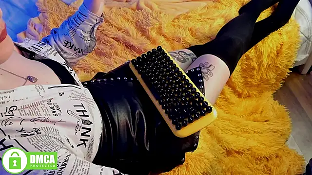 Snapshot of Funny_bunnyy chatting on January 18, 2025, 9:34 pm Funny bunnyy online show from January 18, 2025, 9:34 pm