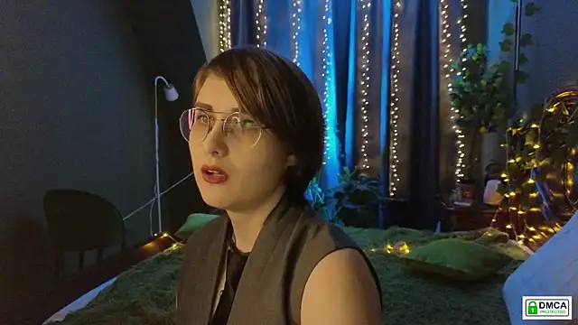 Snapshot of Funny_bunnyy chatting on January 20, 2025, 8:18 pm Funny bunnyy online show from January 20, 2025, 8:18 pm