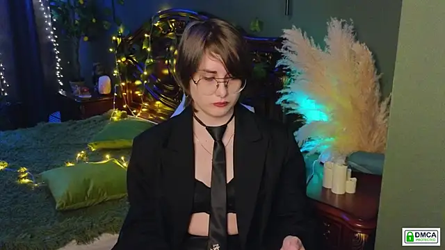 Snapshot of Funny_bunnyy chatting on January 20, 2025, 11:21 pm Funny bunnyy online show from January 20, 2025, 11:21 pm