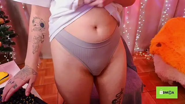 Snapshot of Funny_bunnyy chatting on January 22, 2025, 7:03 am Funny bunnyy online show from January 22, 2025, 7:03 am