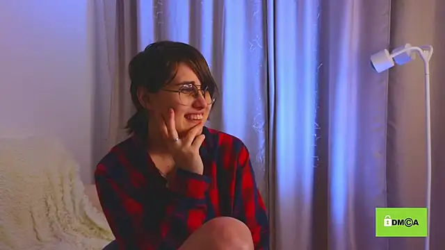 Snapshot of Funny_bunnyy chatting on February 2, 2025, 10:06 pm Funny bunnyy online show from February 2, 2025, 10:06 pm