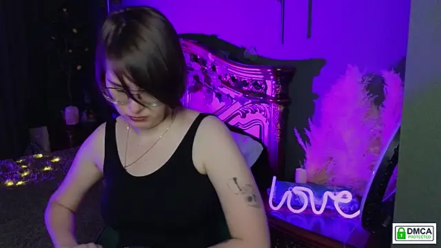 Snapshot of Funny_bunnyy chatting on February 10, 2025, 11:55 pm Funny bunnyy online show from February 10, 2025, 11:55 pm