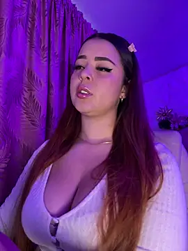 Snapshot of April_Beckett1 chatting on December 11, 2024, 10:47 am April Beckett1 online show from December 11, 2024, 10:47 am