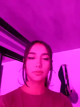  ella b online show from January 14, 2025, 7:48 am