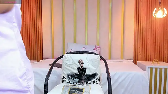 love mommy online show from January 23, 2025, 10:44 pm