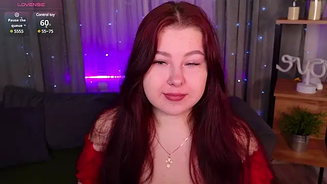 EffyEvansy online show from March 5, 2025, 11:17 am