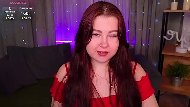 EffyEvansy online show from March 8, 2025, 11:27 am