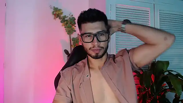 Snapshot of Colby_brown03 chatting on September 23, 2025, 7:28 pm Colby brown03 online show from September 23, 2025, 7:28 pm