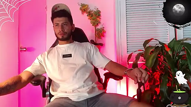 Snapshot of Colby_brown03 chatting on October 9, 2025, 7:12 pm Colby brown03 online show from October 9, 2025, 7:12 pm