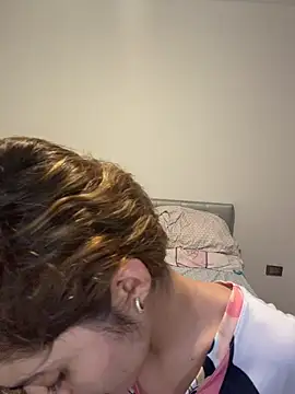 annieesweett online show from June 28, 2026, 4:07 am