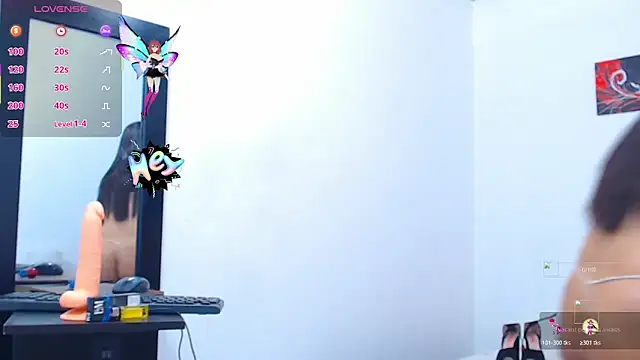 Snapshot of tifaniith chatting on October 25, 2025, 4:24 pm tifaniith online show from October 25, 2025, 4:24 pm