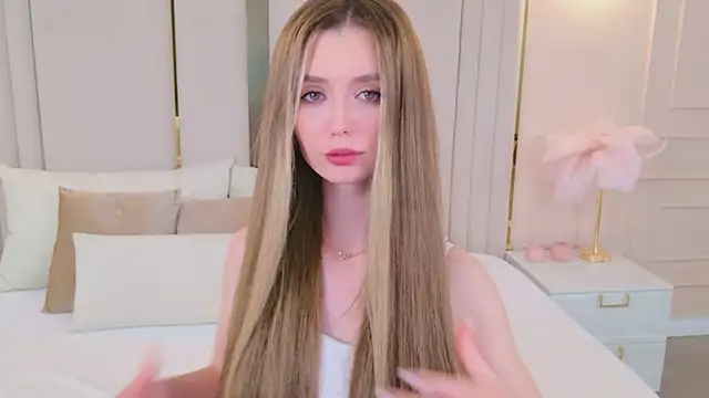 MarybethSnow online show from October 11, 2025, 5:22 pm