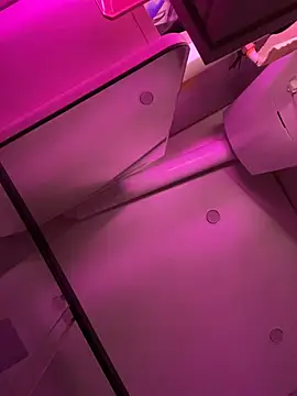 SuzieMurray online show from November 28, 2025, 7:11 am