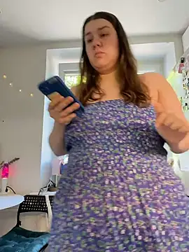 SuzieMurray online show from June 19, 2026, 8:18 am