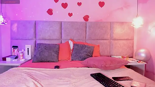 Laurentdupont04 online show from March 8, 2025, 3:17 am