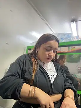 Tatiana O online show from April 23, 2026, 1:02 pm