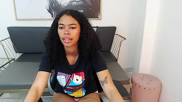 Shenna brunette  online show from December 3, 2024, 4:17 pm