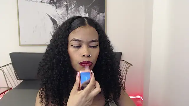Shenna brunette  online show from December 9, 2024, 4:05 pm