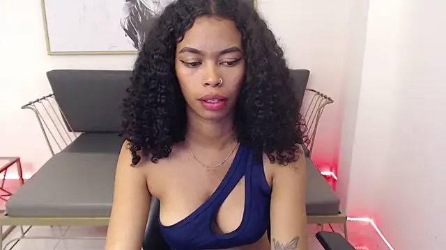 Shenna brunette  online show from December 16, 2024, 4:16 pm