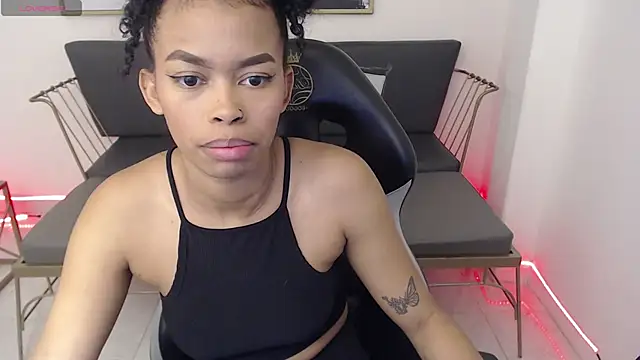 Shenna brunette  online show from February 18, 2025, 8:03 pm