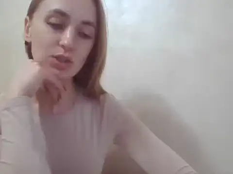 CaitlinaJayne23 online show from March 17, 2025, 4:11 pm