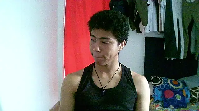 sexy diamante  online show from April 18, 2026, 1:26 pm