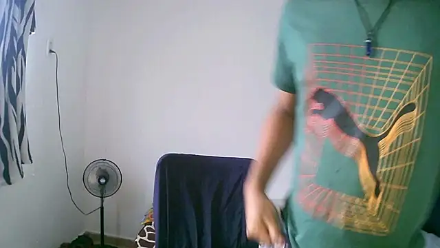 sexy diamante  online show from April 20, 2026, 6:20 pm