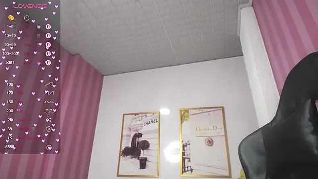 Laia angel b online show from March 4, 2025, 7:19 am