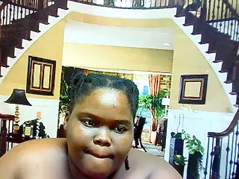 EbonyHotBuns online show from February 14, 2025, 1:18 pm