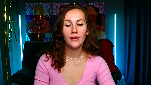 Snapshot of MichelleOrtis chatting on December 28, 2024, 1:59 pm MichelleOrtis online show from December 28, 2024, 1:59 pm
