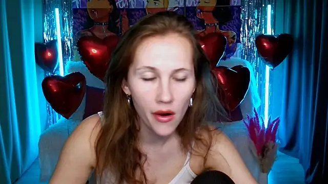 Snapshot of MichelleOrtis chatting on February 16, 2025, 2:10 pm MichelleOrtis online show from February 16, 2025, 2:10 pm