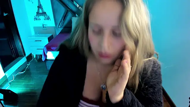 Dana martinezz online show from December 17, 2024, 6:31 pm