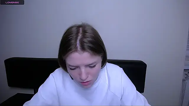 MissOliviaa  online show from December 10, 2024, 4:38 pm