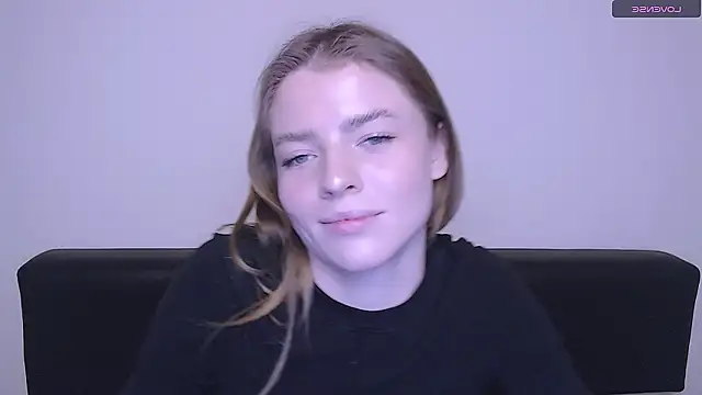 MissOliviaa  online show from December 15, 2024, 2:16 pm