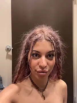 Snapshot of AlyssaHottv_ chatting on February 3, 2025, 3:06 pm AlyssaHottv  online show from February 3, 2025, 3:06 pm