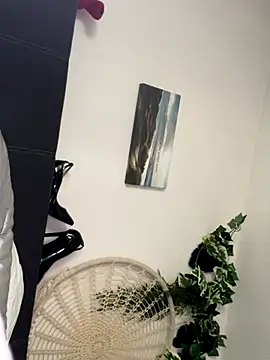 Snapshot of AlyssaHottv_ chatting on October 2, 2025, 7:48 am AlyssaHottv  online show from October 2, 2025, 7:48 am