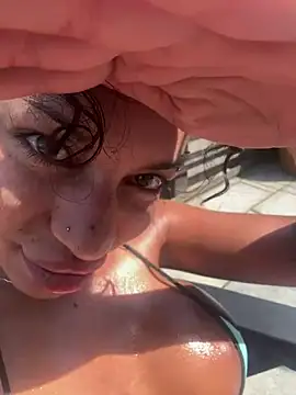 AlyssaHottv  online show from April 26, 2026, 11:30 am