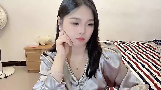 Snapshot of SU__SU chatting on September 27, 2025, 5:23 am SU SU online show from September 27, 2025, 5:23 am