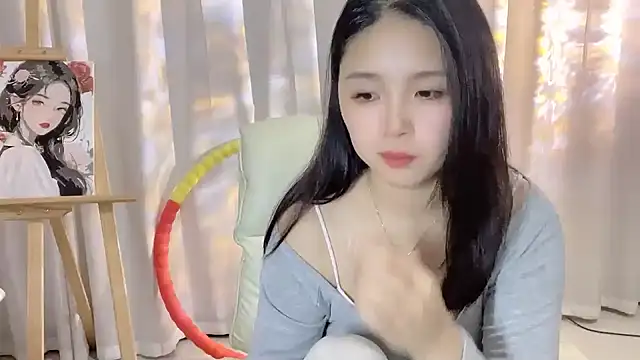 Snapshot of SU__SU chatting on October 4, 2025, 1:53 pm SU SU online show from October 4, 2025, 1:53 pm