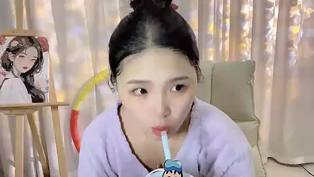 Snapshot of SU__SU chatting on October 11, 2025, 2:15 pm SU SU online show from October 11, 2025, 2:15 pm