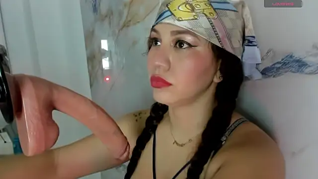 Snapshot of hade_cute chatting on September 30, 2025, 5:40 pm hade cute online show from September 30, 2025, 5:40 pm