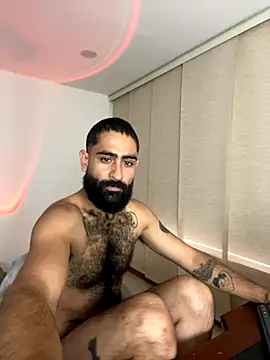 Snapshot of Drogamma chatting on October 17, 2025, 11:24 am Drogamma online show from October 17, 2025, 11:24 am