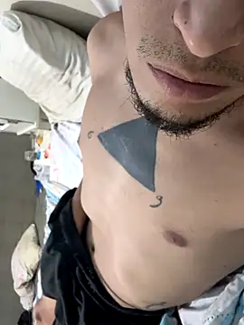 ArturoDelgado1 online show from November 12, 2025, 4:35 am