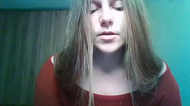 Evasapples online show from June 6, 2026, 10:14 pm