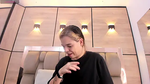 dorothy vegga online show from November 19, 2025, 2:22 am