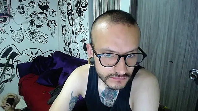 tatouagendecouple online show from January 14, 2025, 12:35 pm